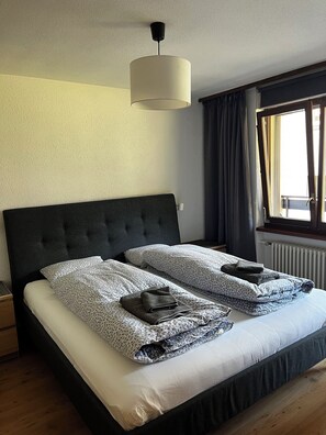 2 Schlafzimmer, kostenloses WLAN, BettwÀsche