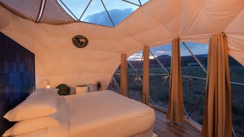 Glamping King Skylight Dome | Vista a la montaña