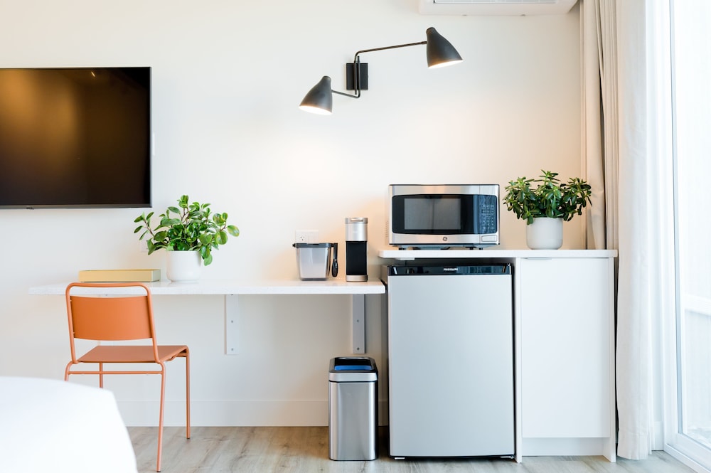 Skyview Hotel by null