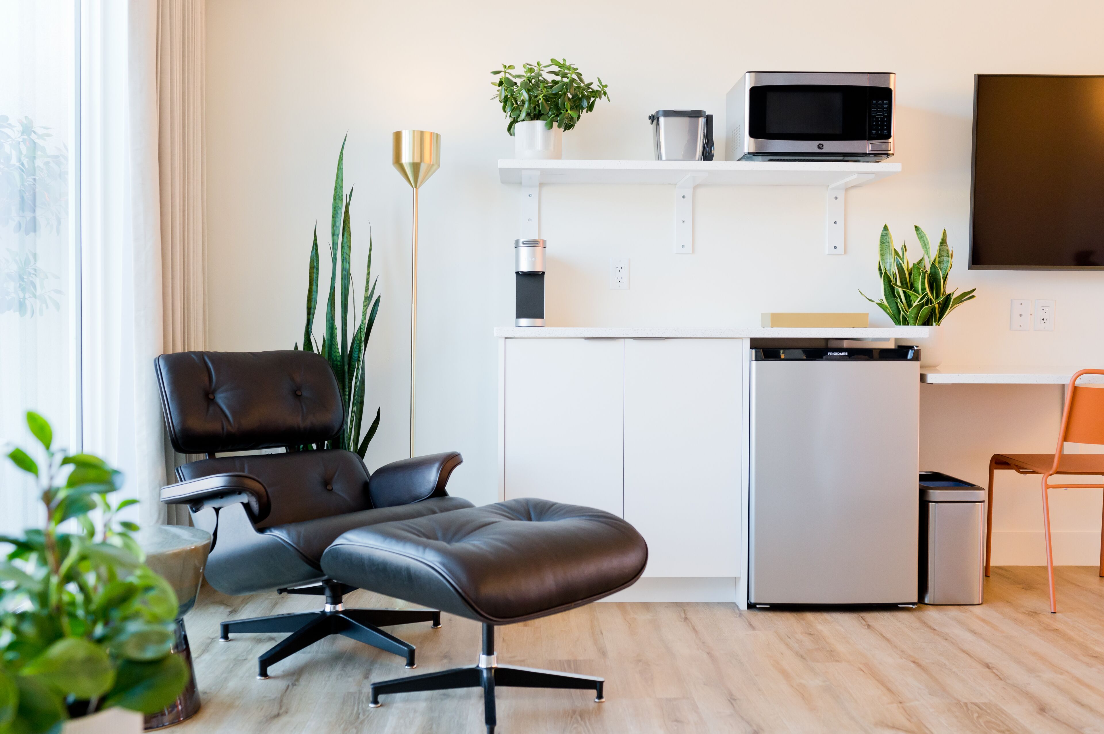 Mini-fridge, coffee/tea maker, electric kettle