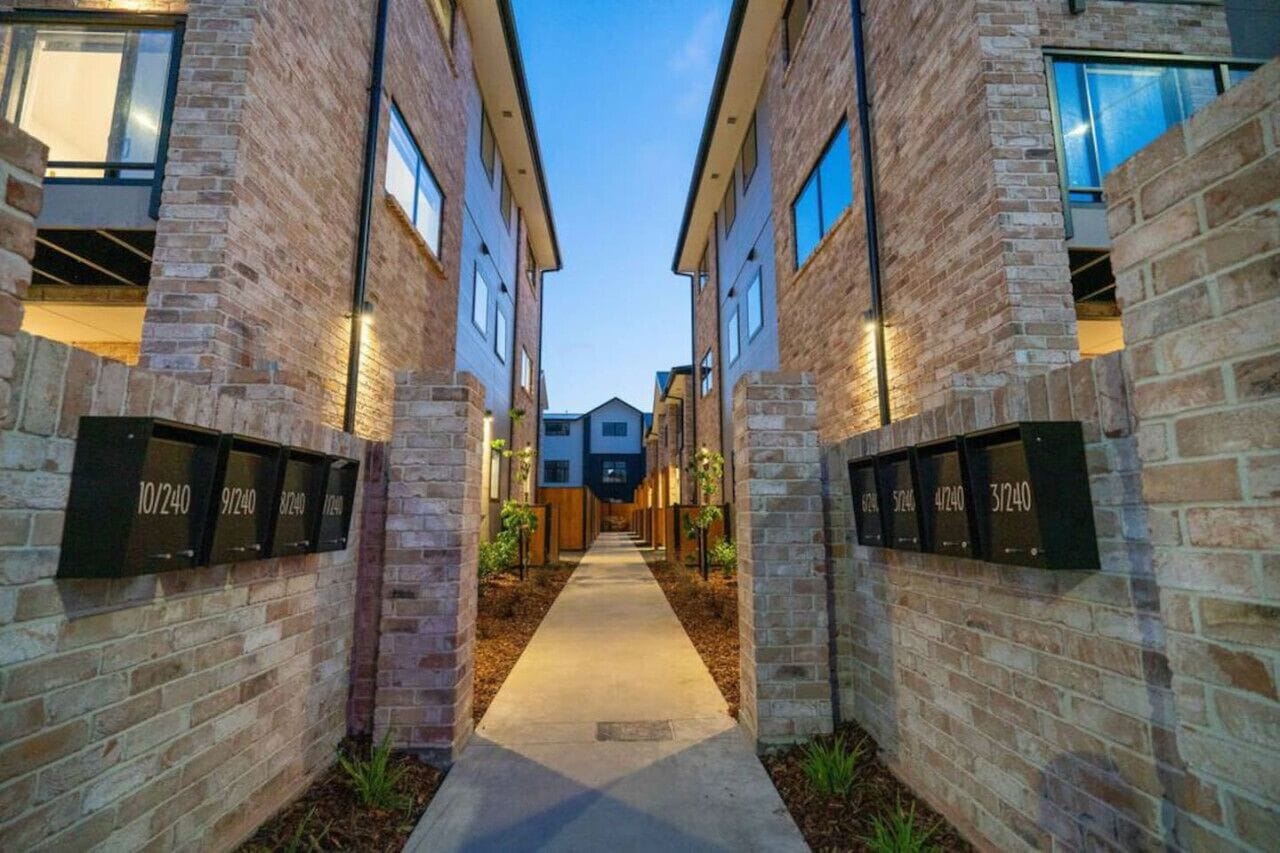 المنشأة من الخارج