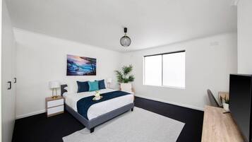 2 bedrooms, desk, iron/ironing board, travel cot