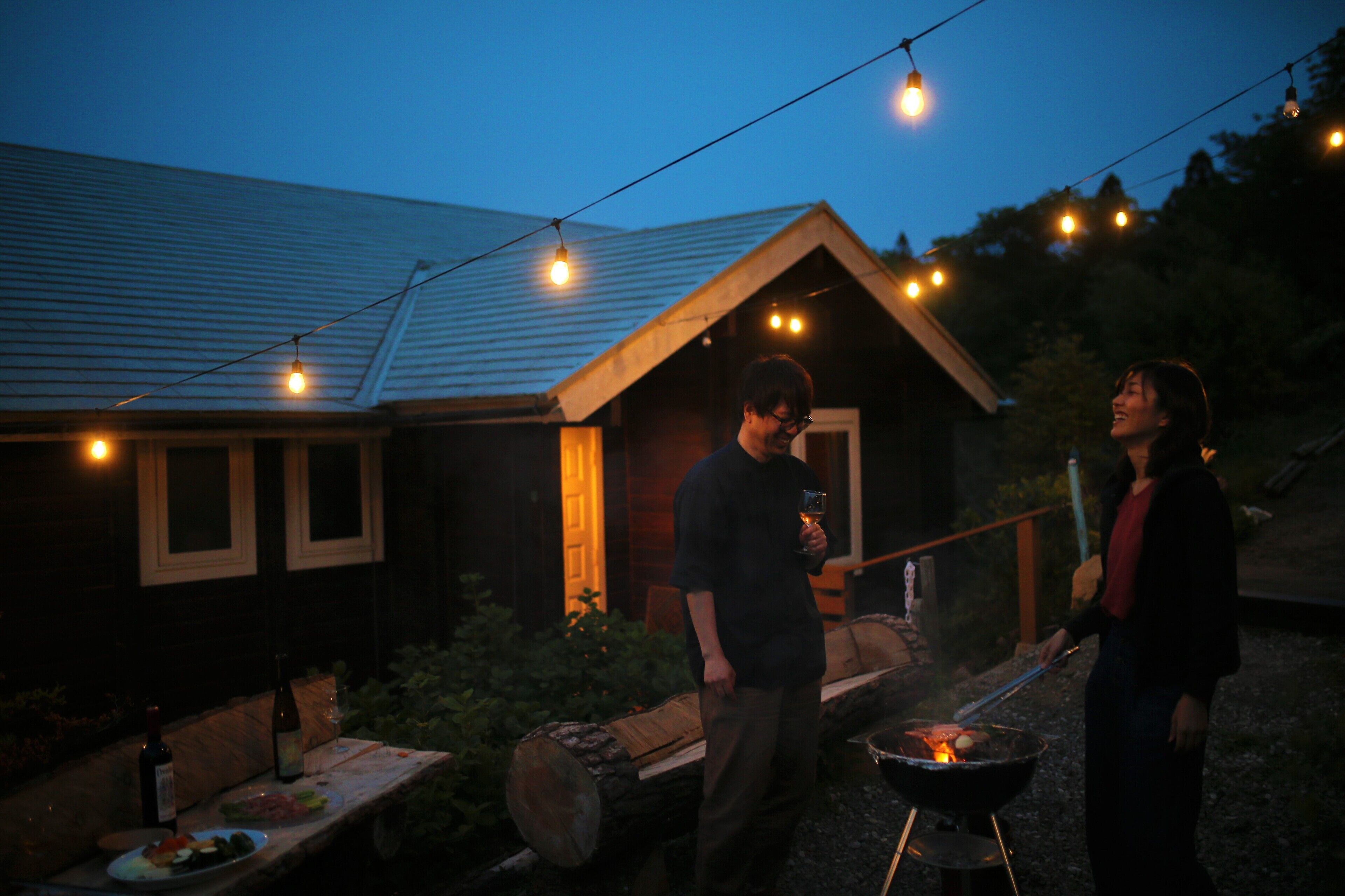 ラグジュアリー キャビン 3 ベッドルーム マウンテンビュー | テラス / パティオ