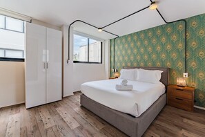 1 Schlafzimmer, Schreibtisch, Bügeleisen/Bügelbrett, WLAN