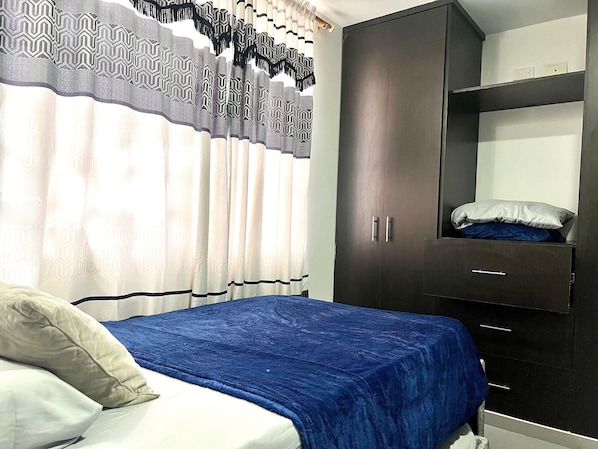 Departamento | 2 habitaciones, ropa de cama hipoalergénica, edredón y wifi gratis 