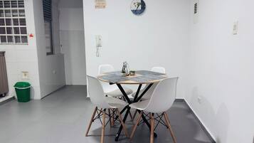 Apartment | Dining