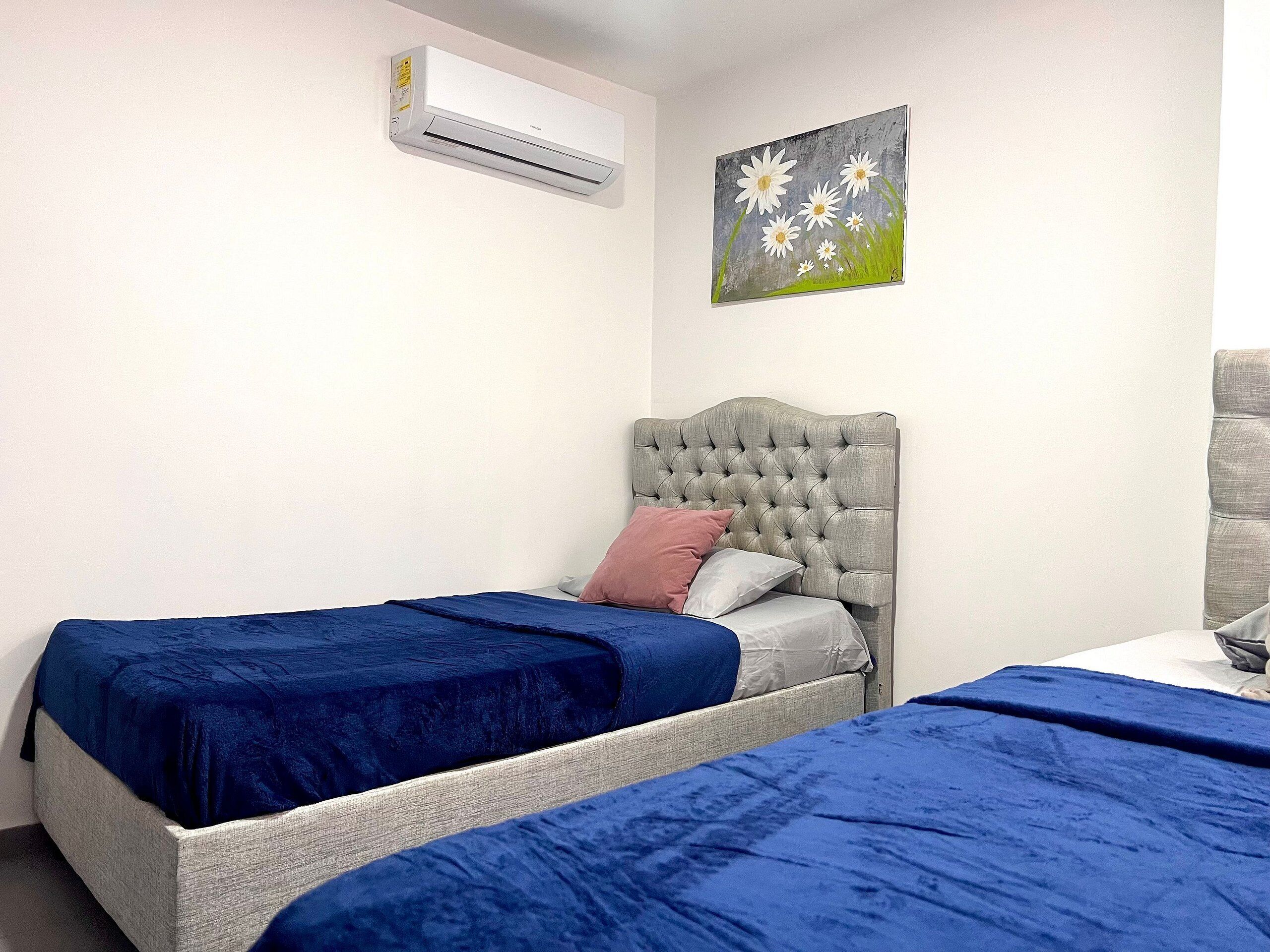 Apartment | 2 bedrooms, hypo-allergenic bedding, down duvets, free WiFi