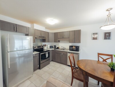 Cozy Home Close to Niagara Falls