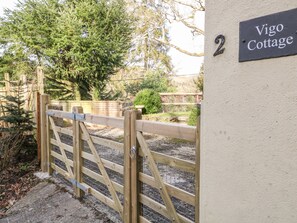 Property grounds - Vigo Cottage (Tavistock)