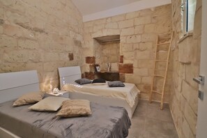 House, 2 Bedrooms, City View | 2 bedrooms - "rebecca Historic Residence in Otranto" (Otranto)