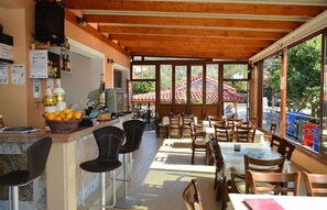 Zimmer, 1 Schlafzimmer, Balkon | Außenbereich