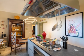 Appartement, 5 chambres, patio, vue sur l’océan | Restauration