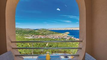 Apartment (One bedroom Apartment with Terrace an) | Terrace/patio