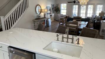 Townhome, 3 Bedrooms | Interior