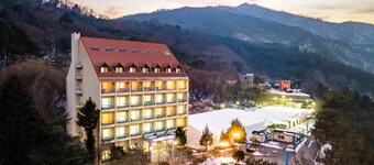 Gapyeong Chengpyeong Caviar Pension