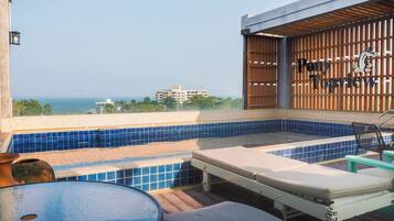 Indoor pool, outdoor pool