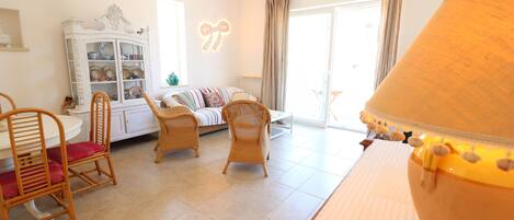 Ferienhaus, 3 Schlafzimmer, Raucher, Stadtblick | Innenbereich