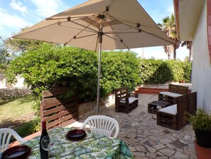 Outdoor dining - Villa Francesca in Full Relaxation - Wi-fi Near the sea (Syracuse)