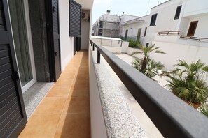 House, 2 Bedrooms, Balcony, City View | Balcony - Carlotta's House in Otranto (Otranto)