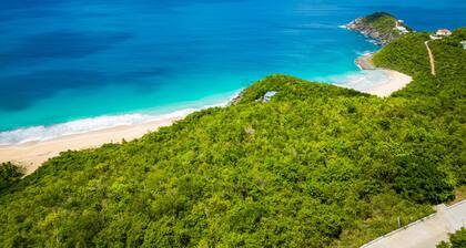 Modern Luxury Villa in Trunk Bay, Tortola