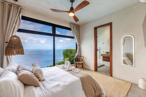 3 habitaciones, escritorio, tabla de planchar con plancha y wifi gratis