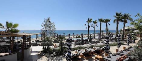 Accommodatie ligt op het strand