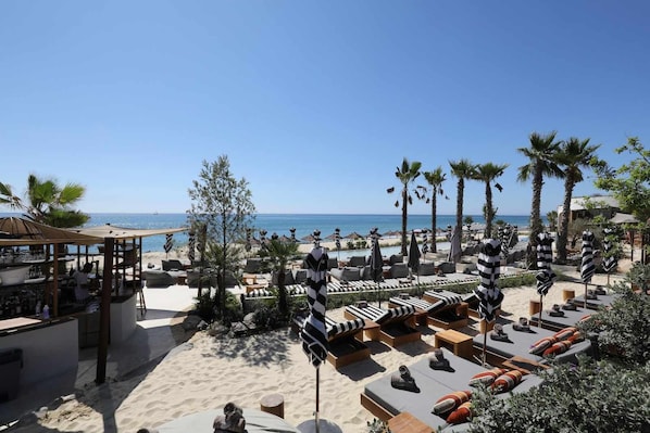 On the beach - TheEdgeByTheSea Rhino seaviews apartment (Gaspara, La)