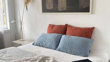 2 bedrooms, in-room safe, iron/ironing board, WiFi