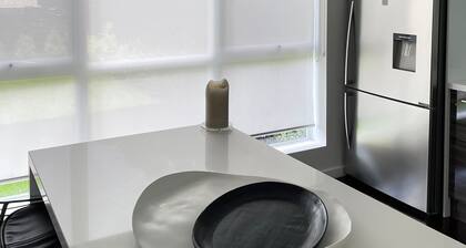 Nearby beaches. Stunning front & back yard. Super close to shops.