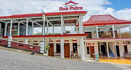 OYO Life 92021 Dua Putra Homestay Klayar