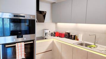 Apartment | 2 bedrooms, Internet