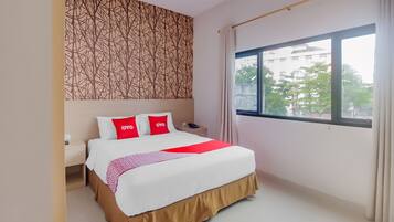 Free WiFi, bed sheets