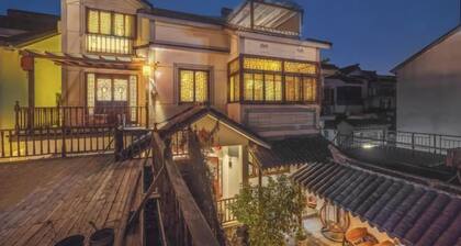Yuyantang Riverside Courtyard Boutique Inn
