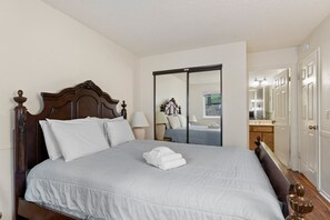 Condo, 2 quartos | 2 quartos, Wi-Fi de cortesia, roupa de cama