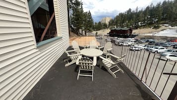 Condo, 2 quartos | Opções para refeição ao ar livre