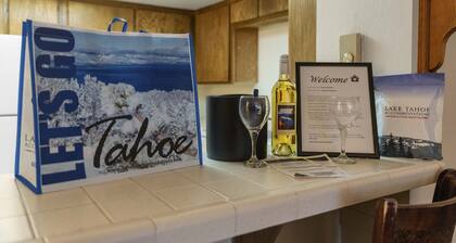 Heavenly Chairview Condo 2 Bedroom Home by RedAwning