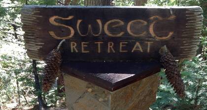 Sweet Retreat Movie Theater, Poolping-pong, Bbq, Summer Swimming