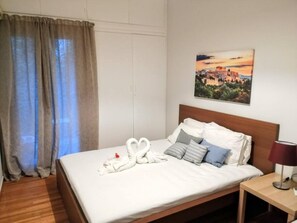 Unclassified image, 2 of 39, button - Comfortable Apartment in Acropolis (Athens)