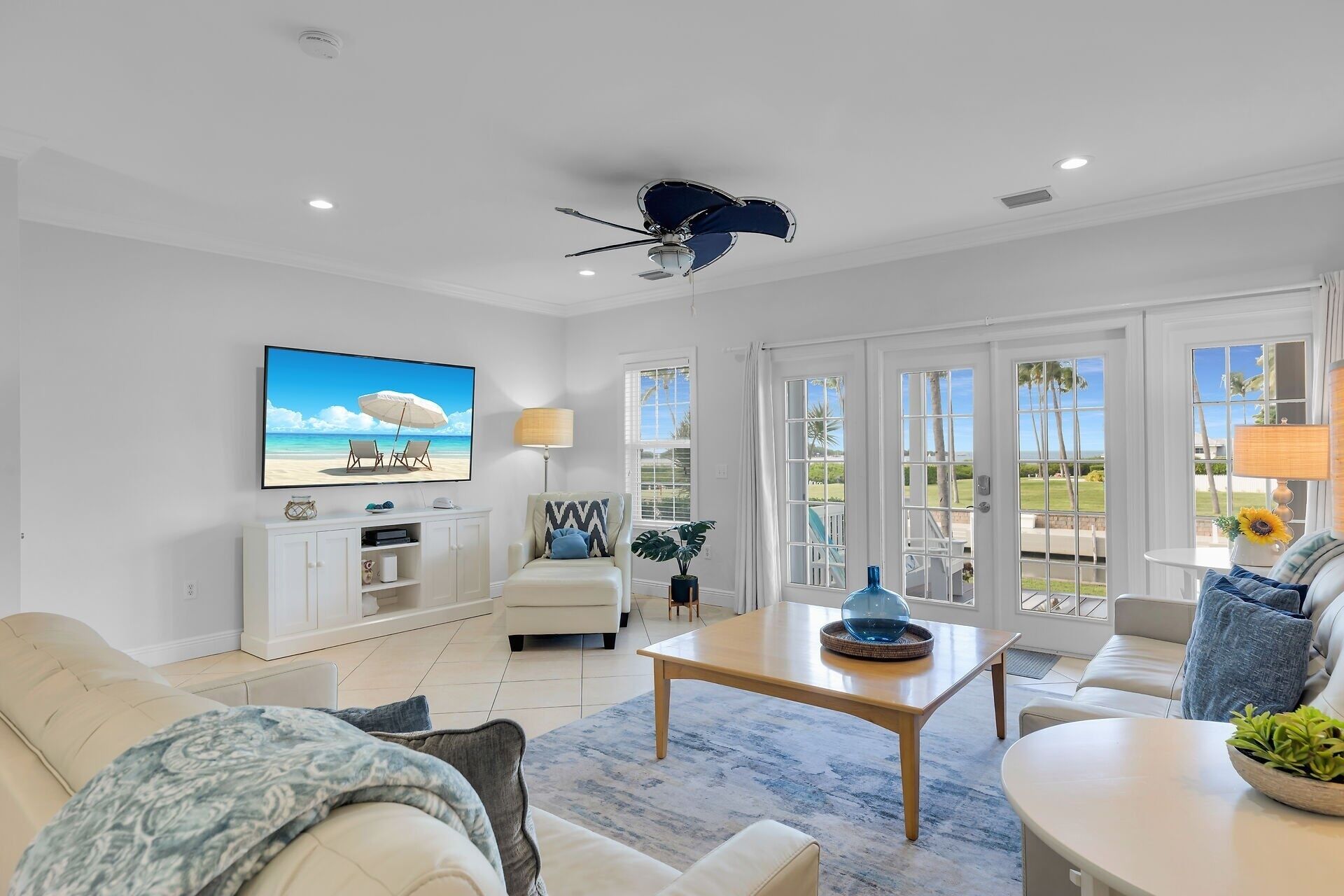 Townhome, 3 Bedrooms | Living area