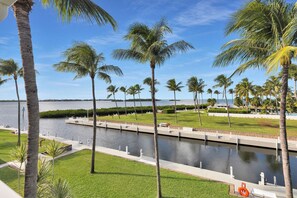 Townhome, 3 Bedrooms | Property grounds