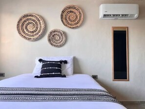 Strykejern/-brett, wi-fi og sengetøy