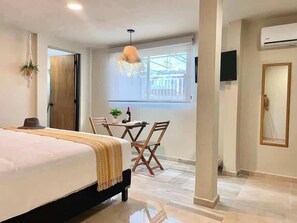 Fer et planche à repasser, Wi-Fi, draps fournis