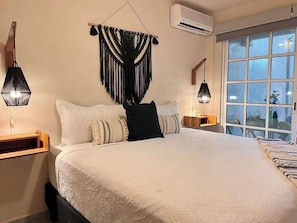 1 chambre, fer et planche Ă repasser, Wi-Fi, draps fournis