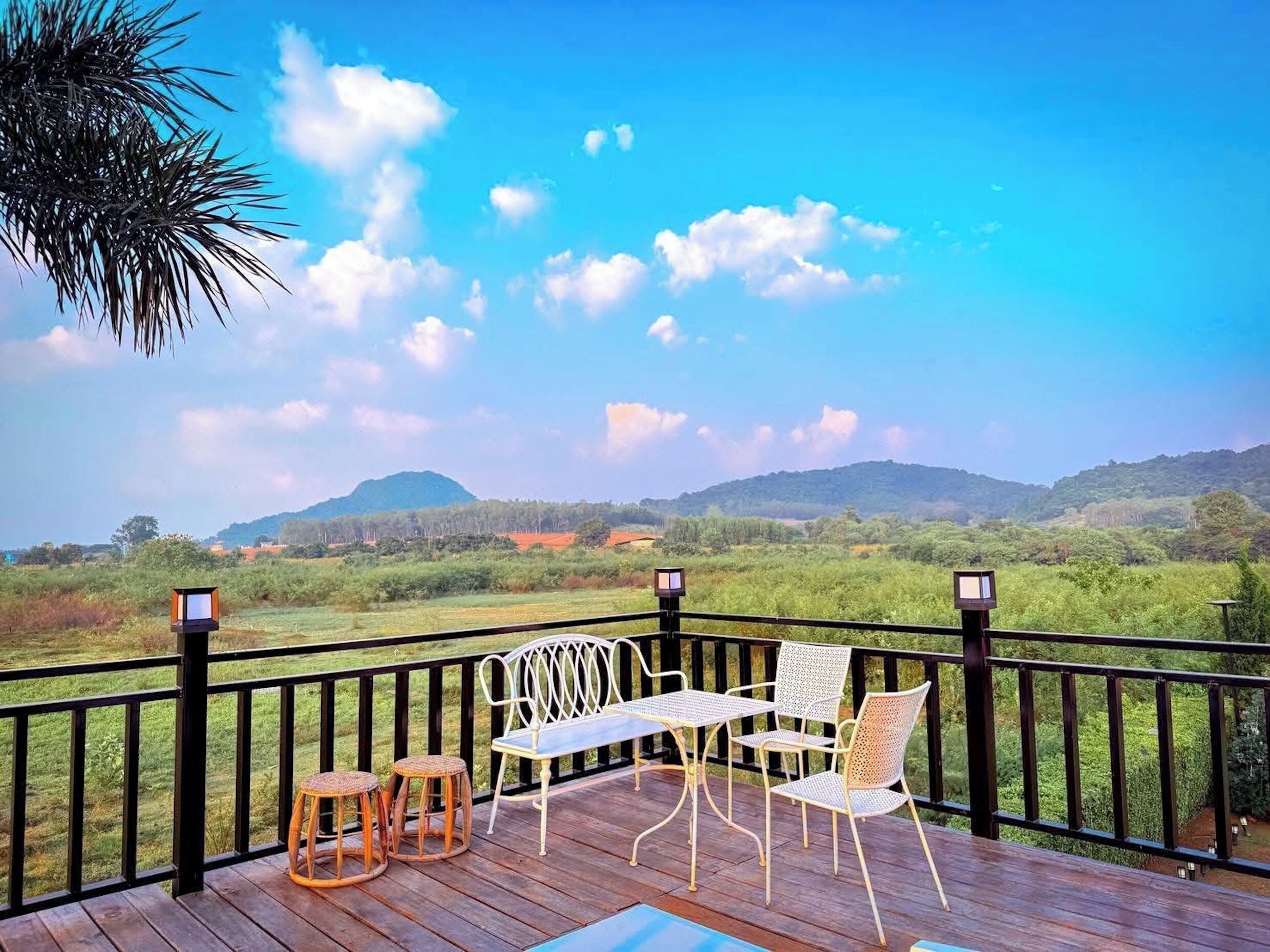Villa with Mountain View | Terrace/patio