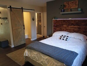 1 chambre, bureau, fer et planche à repasser, Wi-Fi gratuit