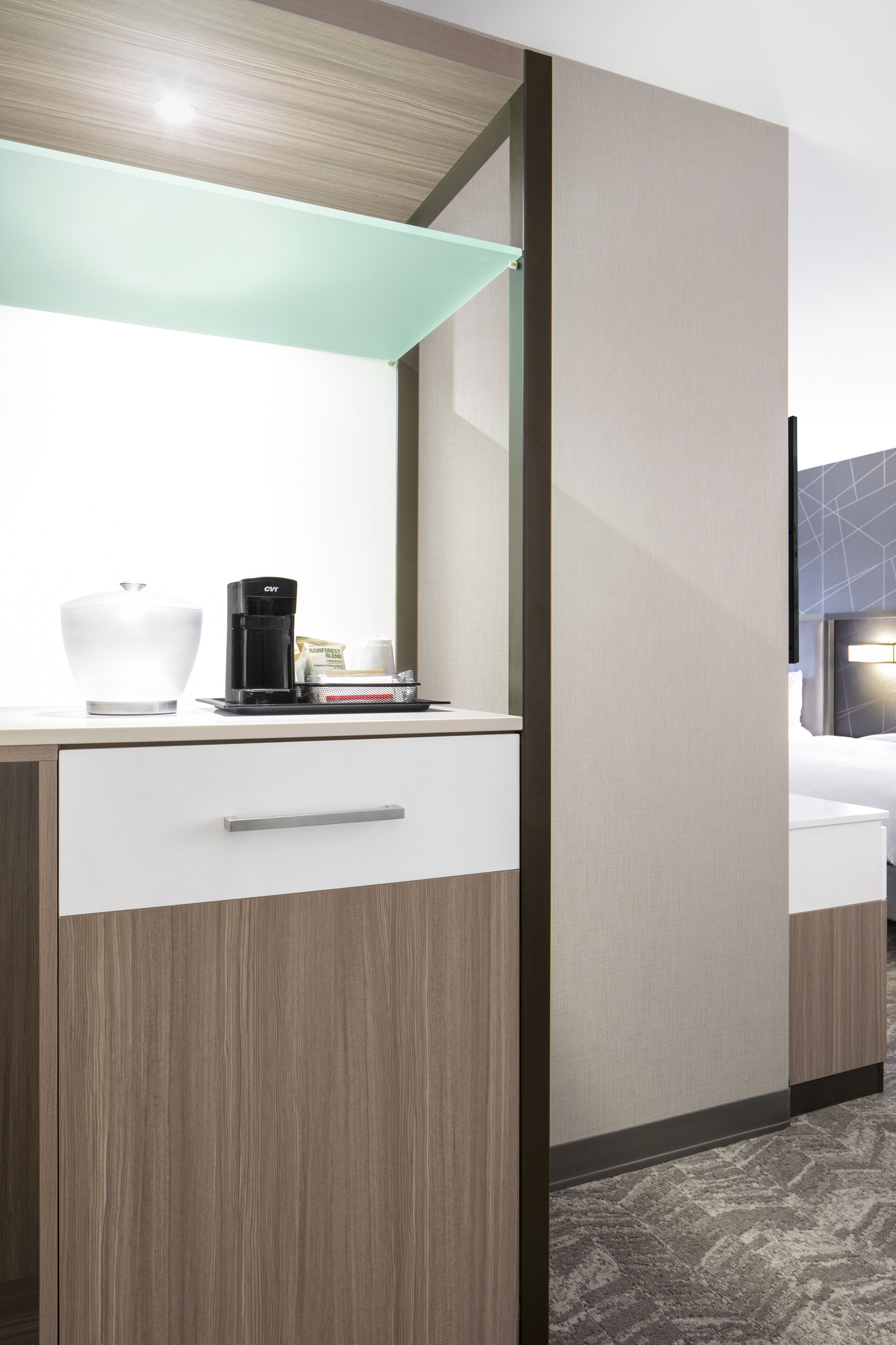 Hypo-allergenic bedding, in-room safe, desk, laptop workspace