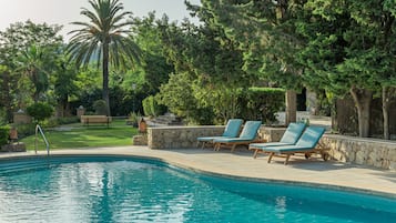 Outdoor pool, pool umbrellas, pool loungers
