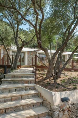 Premier Villa | View from room - Rondaia Boutique Vineyard Stay – Mallorca, Tramuntana (Esporles)