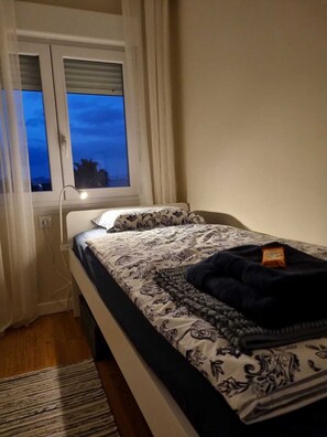 3 dormitorios, escritorio, tabla de planchar con plancha y wifi gratis