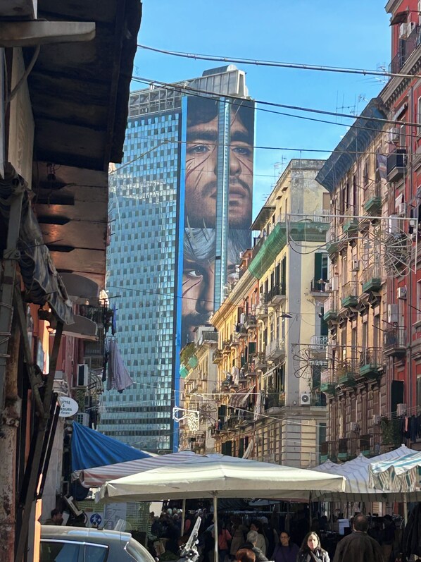 Unclassified image, 1 of 11, button